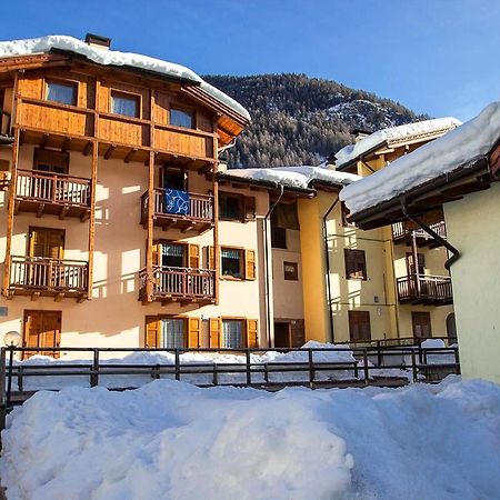 Casa Angelina Lägenhet Celledizzo Exteriör bild